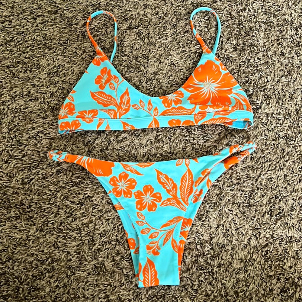 Kulani Kinis S/M bikini